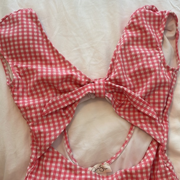 Jessica Simpson Bathing Suit - Picture 4 of 6